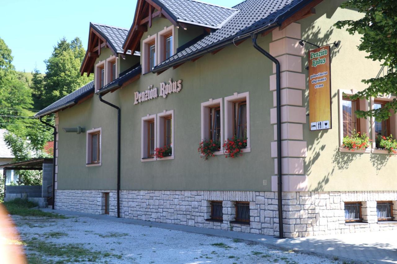 Penzion Rodus Rajec Kültér fotó